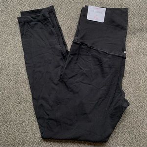 NWT Aerie 7/8 Legging size M